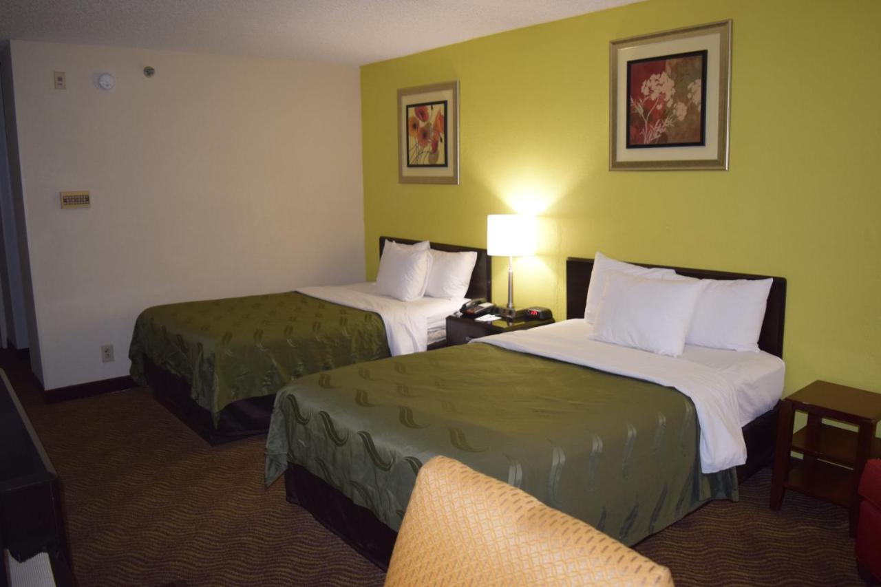 Quality Inn Rocky Mount Exteriör bild