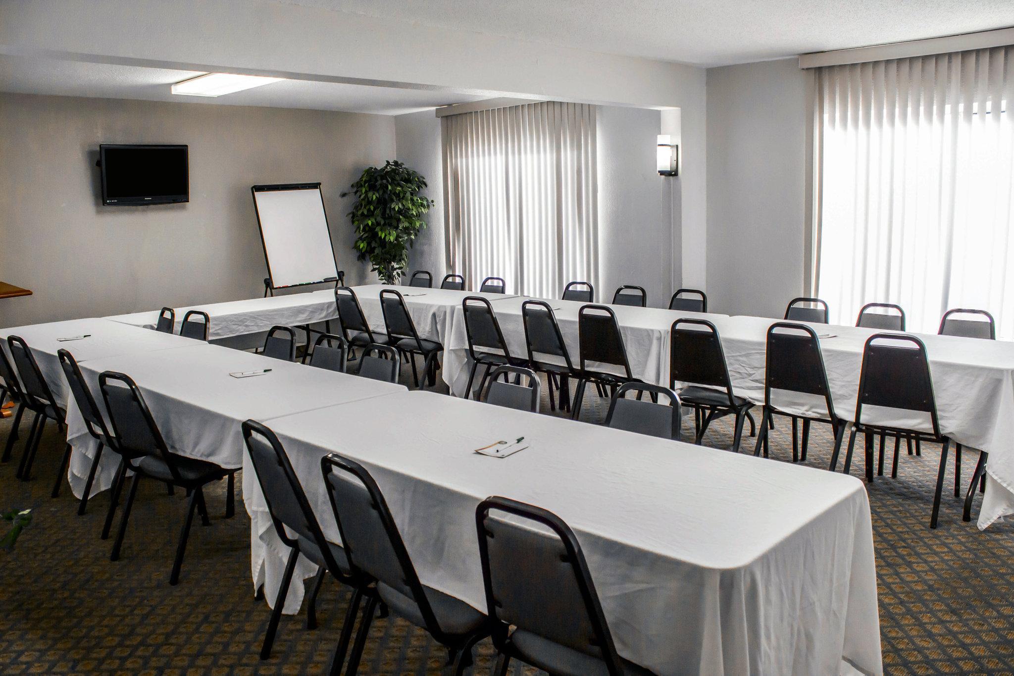Quality Inn Rocky Mount Exteriör bild