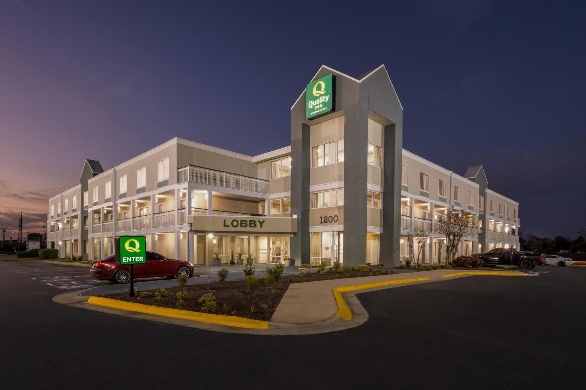 Quality Inn Rocky Mount Exteriör bild